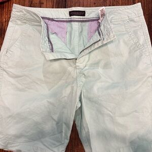 3 pairs of men’s casual shorts, 2 IZOD one pair Aeropostale like new condition